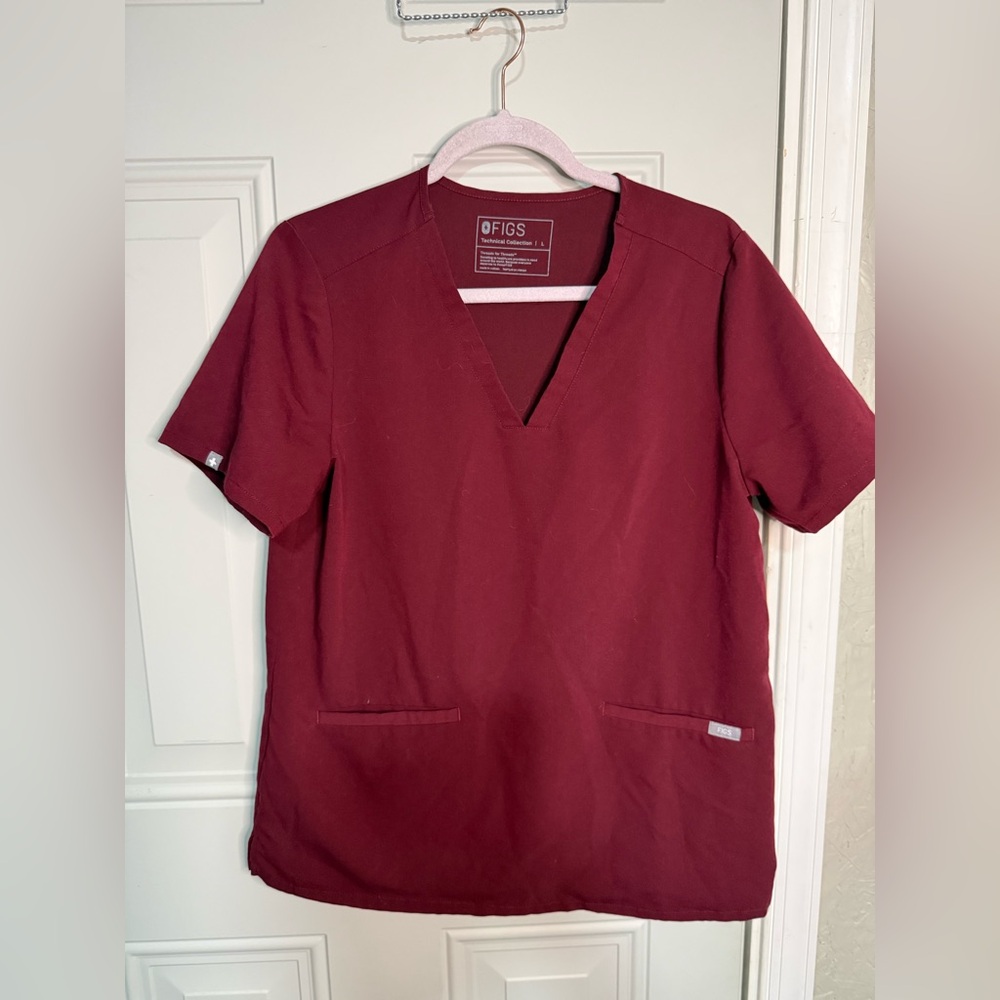 Figs Burgundy Women's‎ Top. Size L